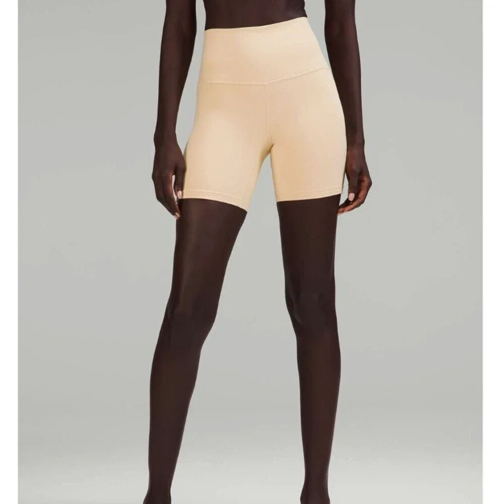 Lululemon Align High-Rise Short 6" Prosecco Size 4